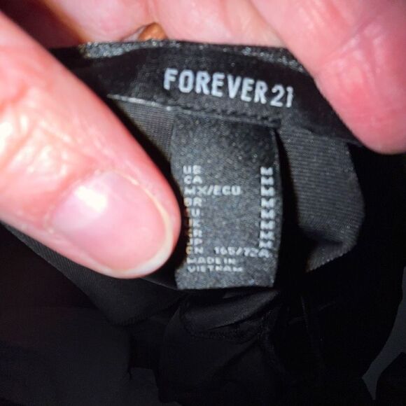 Forever 21 black Beloit jumpsuit medium - Picture 4 of 4